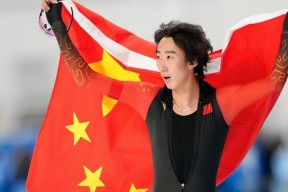华体会登陆-雷厉风行!韩国体育健儿斩获多面金牌的简单介绍
