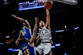 华体会登录-热火绝杀雄鹿，乔治扛起全队