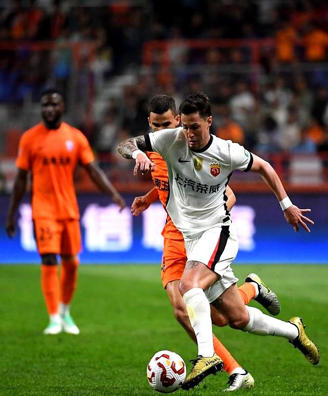 华体会下载-生死战即将上演,谁将笑到最后?  第2张 华体会下载-生死战即将上演,谁将笑到最后?  第2张