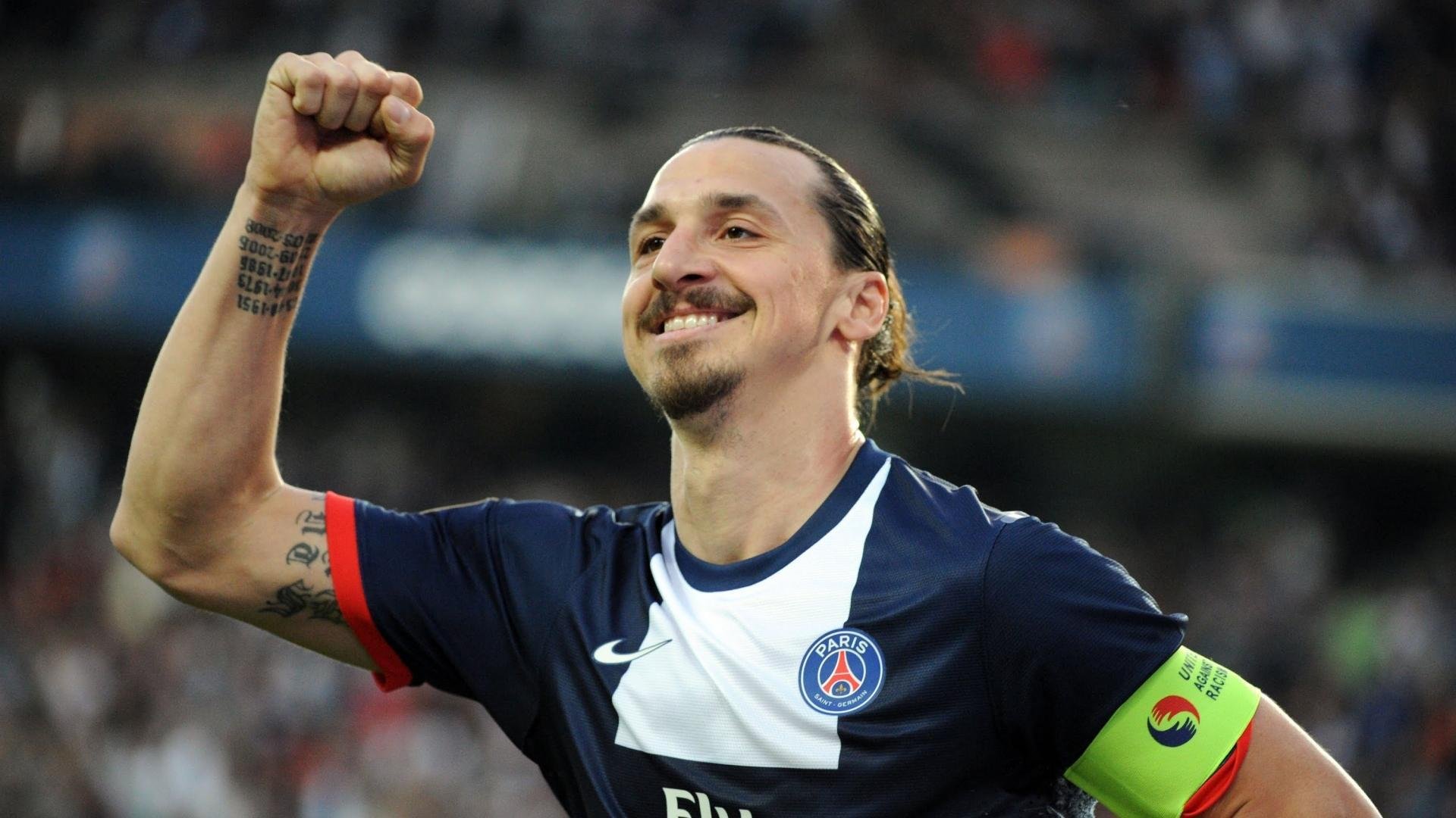 华体会体育-F1街道赛之夜，那匹叫格纳布里的狼，在霓虹迷宫里咬住了命运的喉咙  第2张