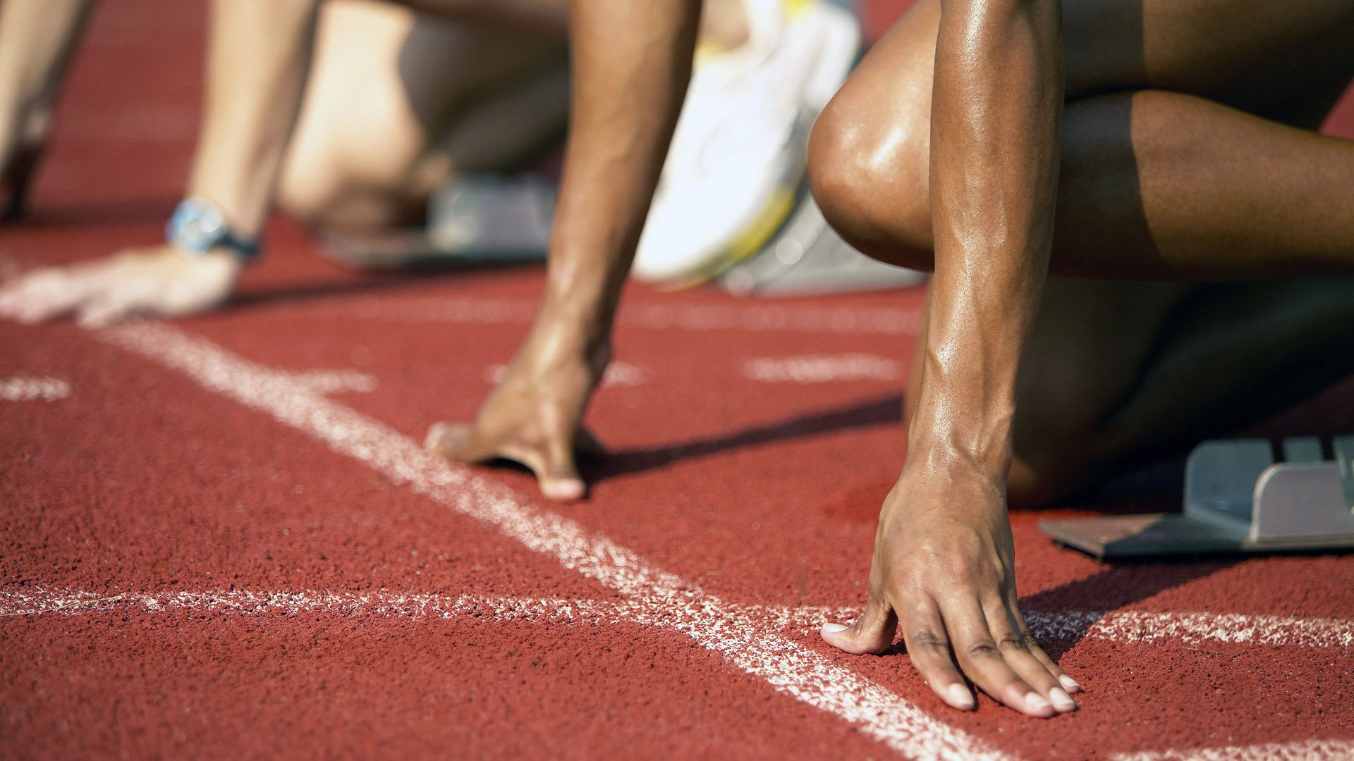 华体会-绿旗之巅，都柏林街道上演翡翠风暴，爱尔兰车队如何从技术到战术全链压制哥伦比亚？  第2张